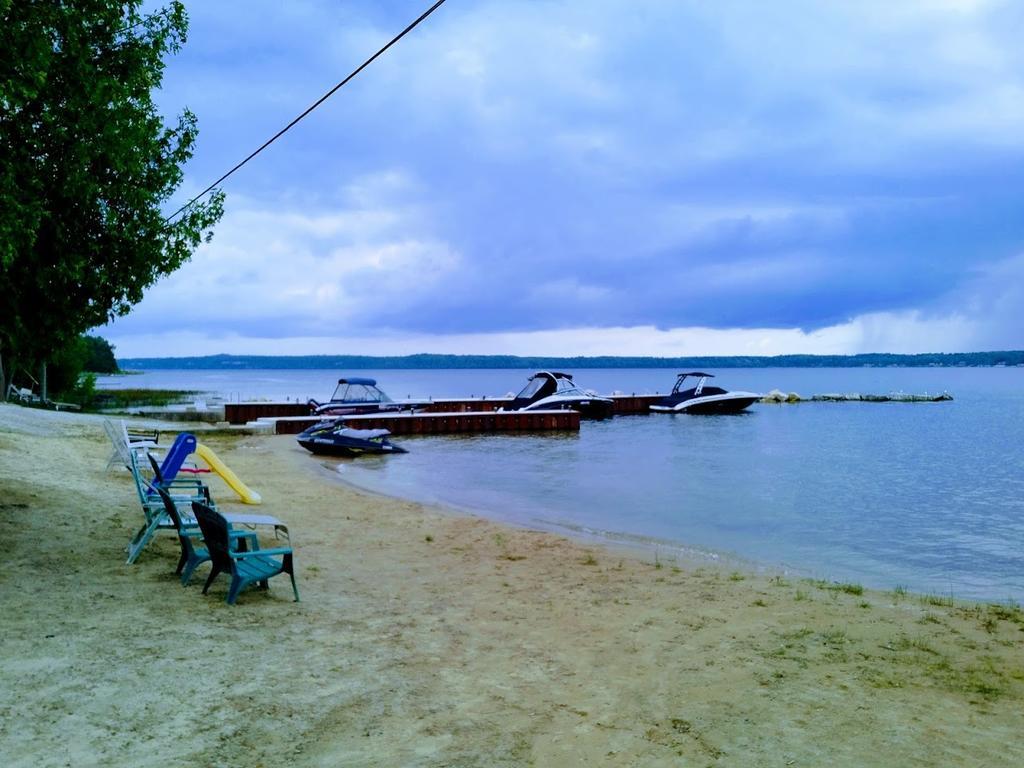 Bayshore Cottages Wiarton Ngoại thất bức ảnh